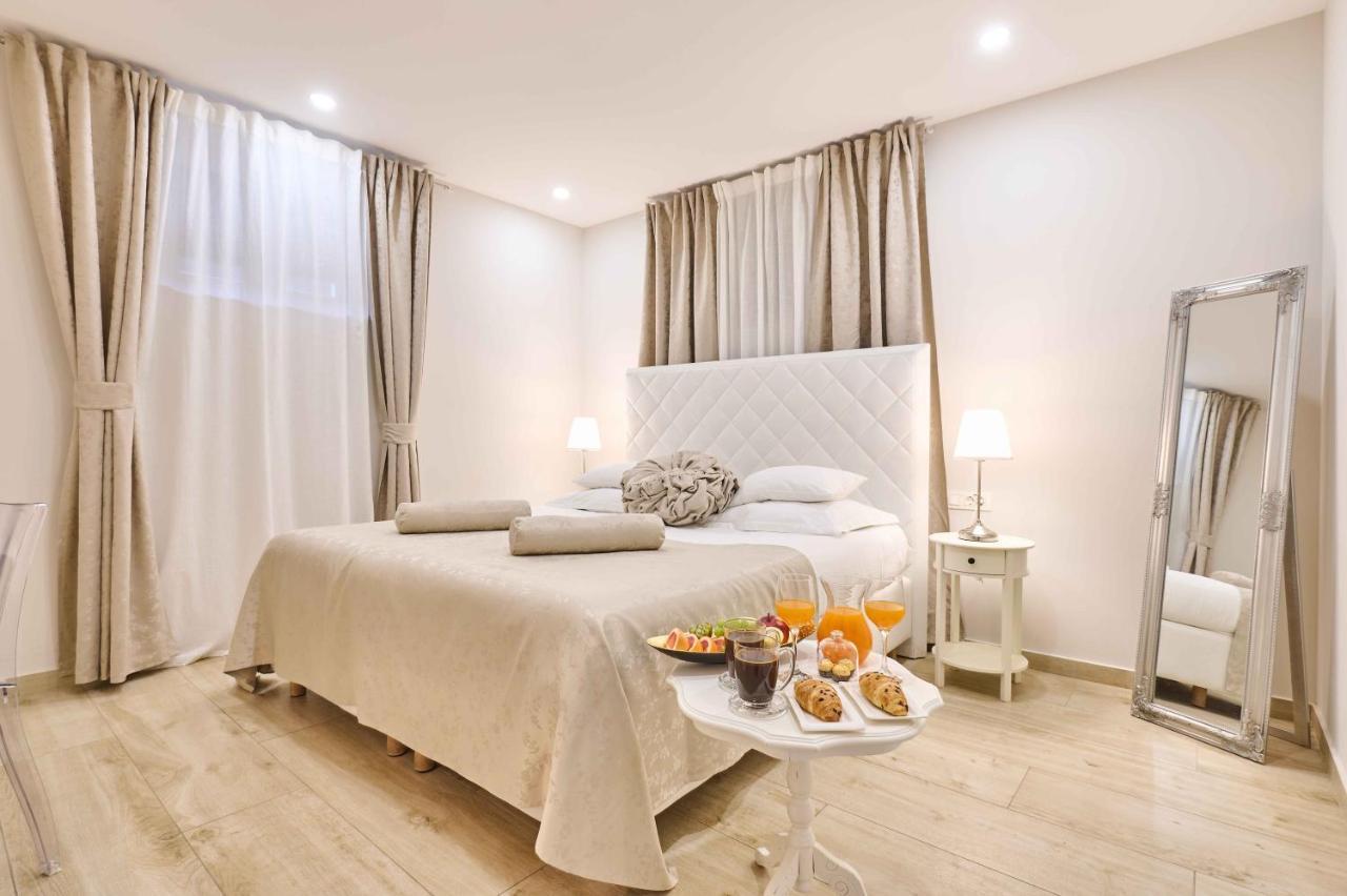 سبليت Best Location Rooms الغرفة الصورة