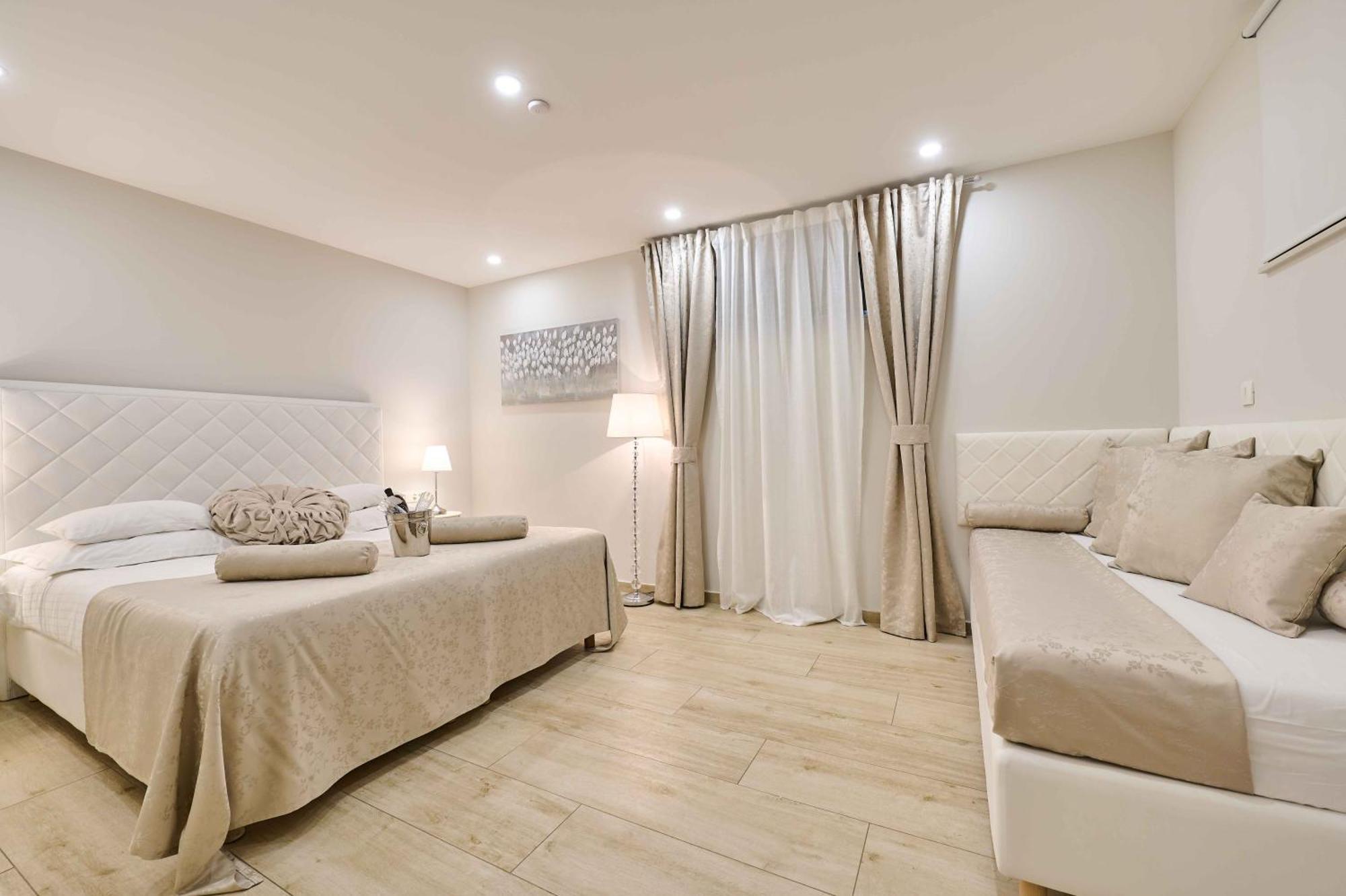 سبليت Best Location Rooms الغرفة الصورة