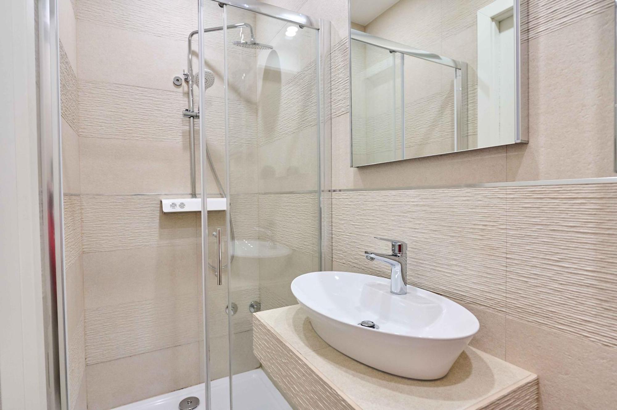 سبليت Best Location Rooms الغرفة الصورة